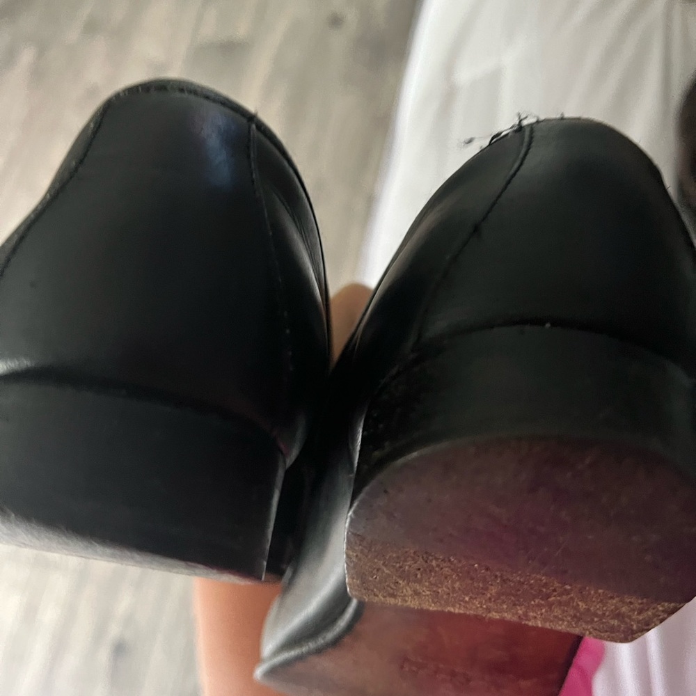 Gucci Black Gold Slip-On Loafers - Picture 8 of 10